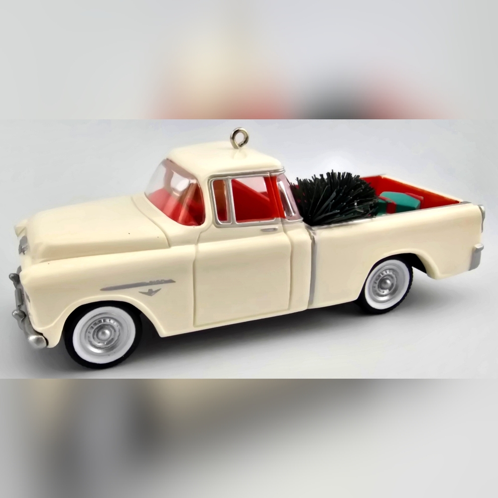 Hallmark 1955 Chevrolet Cameo Ornament All-American Trucks Series 1996 - Picture 2 of 4